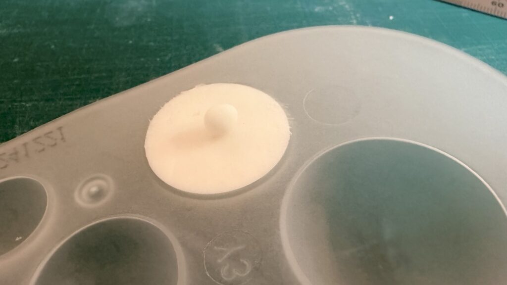 粘土スケールと樹脂粘土